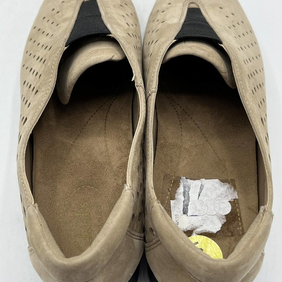 Clarks Artisan Daelyn Summit Loafer Perforated Nubuck Slip On Shoe - Picture 5 of 10